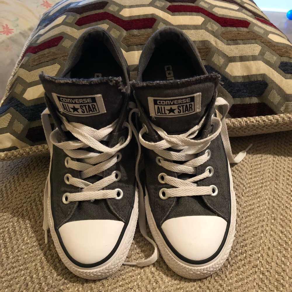 Converse Sneakers- Gray with padded tongue